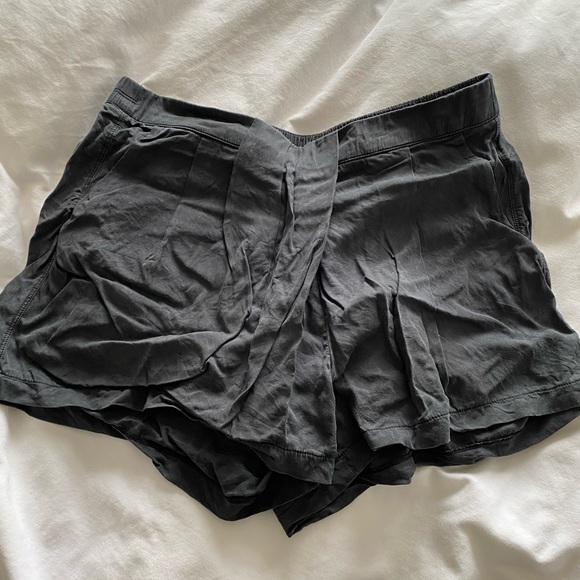lululemon athletica Pants - Lululemon Shorts - Size 8
